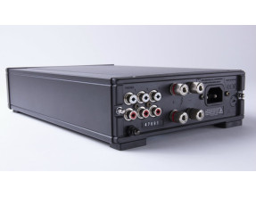 Resa IO Integrated Amplifier