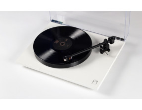 Rega Planar 1 Plus Turntable with Integrated Phono stage