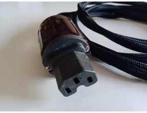 Duelund DCA12GA 600v Schuko/IEC terminated power cable
