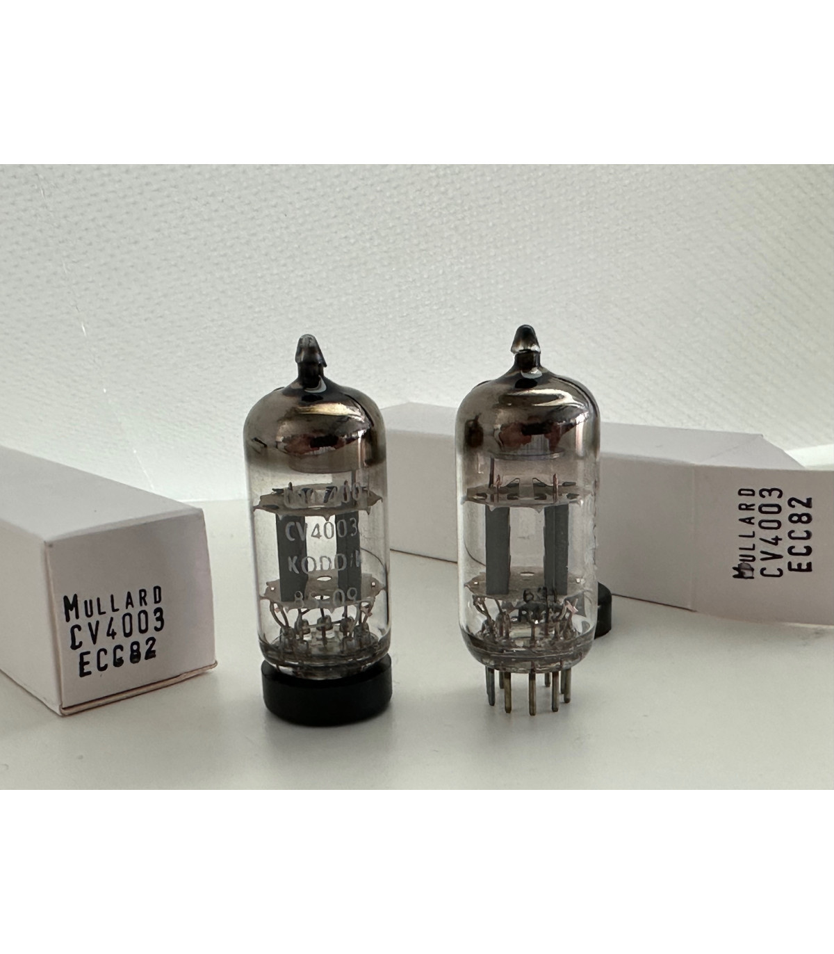 Mullard ECC82 / 12AU7 / CV4003 N.O.S. Tube