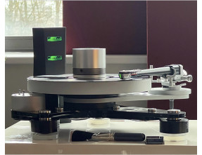 Soulines TT9 Turntable with KiVi M3 Tonearm