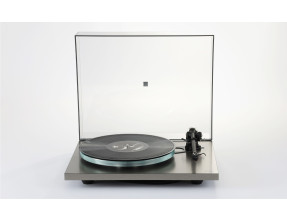 Rega Planar 6 Turntable RS Edition