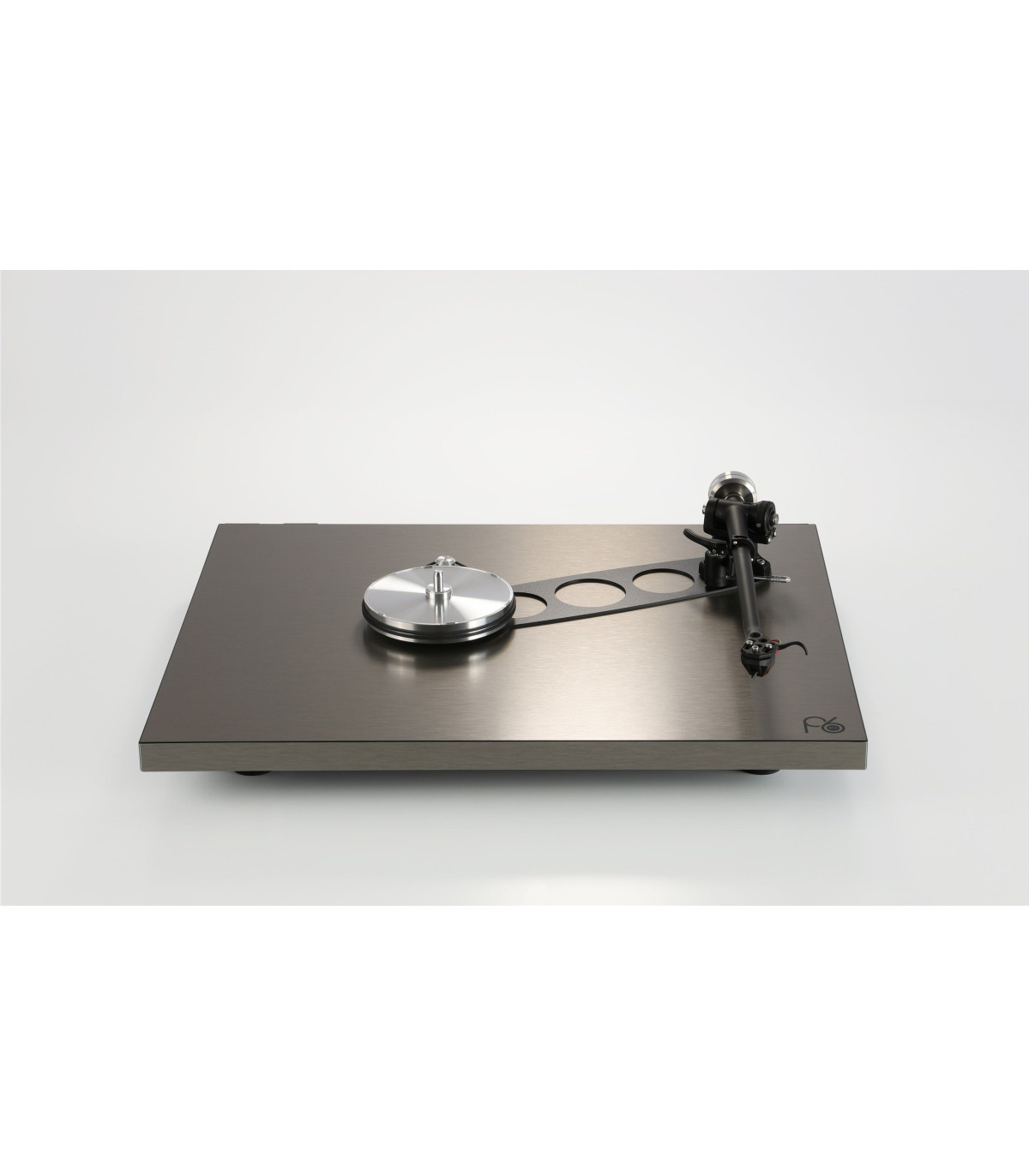 Rega Planar 6 Turntable RS Edition